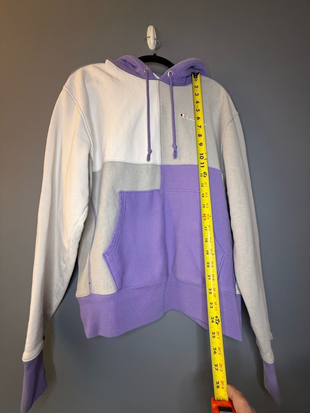 Champion Lavender and Cream Pullover Hoodie